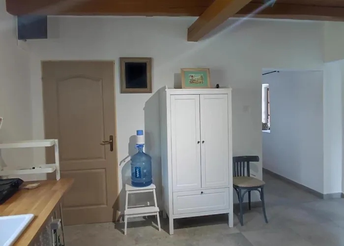Nózsi-hegyi Apartman *