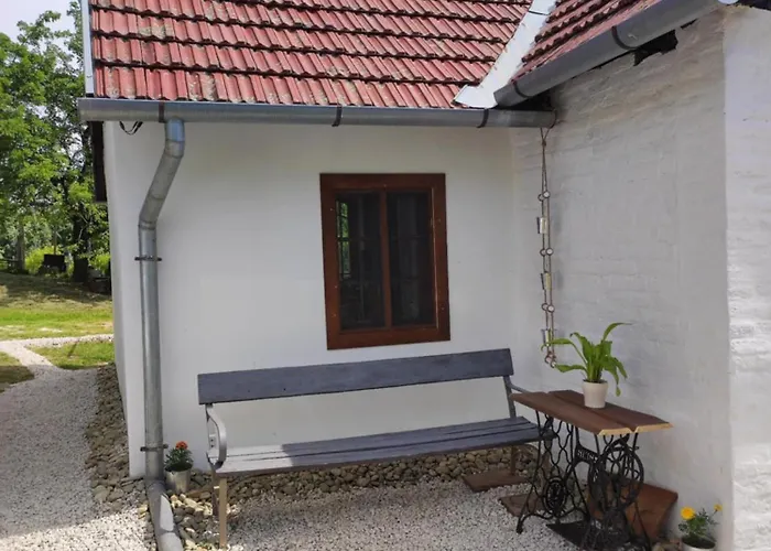 Nózsi-hegyi Apartman *